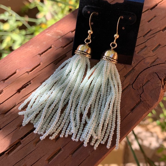 Son Paises Jewelry - Green Mint Beaded Earrings